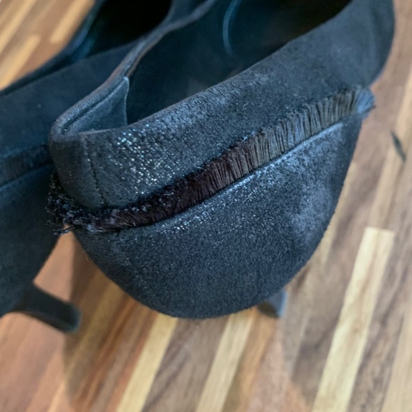 Donald Pliner "Exquisite Fancy Leather Fringed Shoes" - Picture 5 of 15